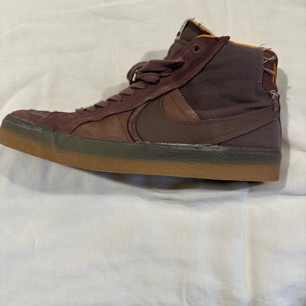 Nike SB High-Top Sneakers - Brown - Picture 6 of 11